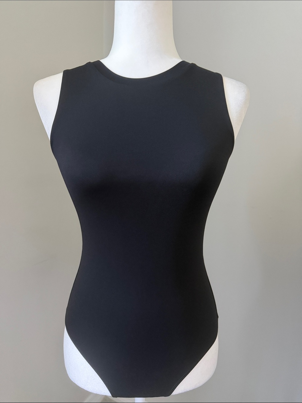 HOUSE OF HARLOW 1960 All Day Contour Black Sleeveless Bodysuit Size Small - Picture 2 of 12